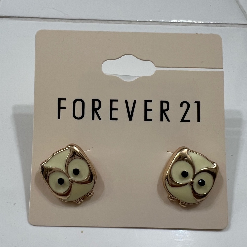 Owl Stud Earrings - Free with Purchase